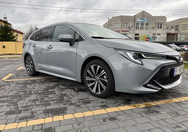 Toyota Corolla cena 99900 przebieg: 29900, rok produkcji 2021 z Białystok małe 379